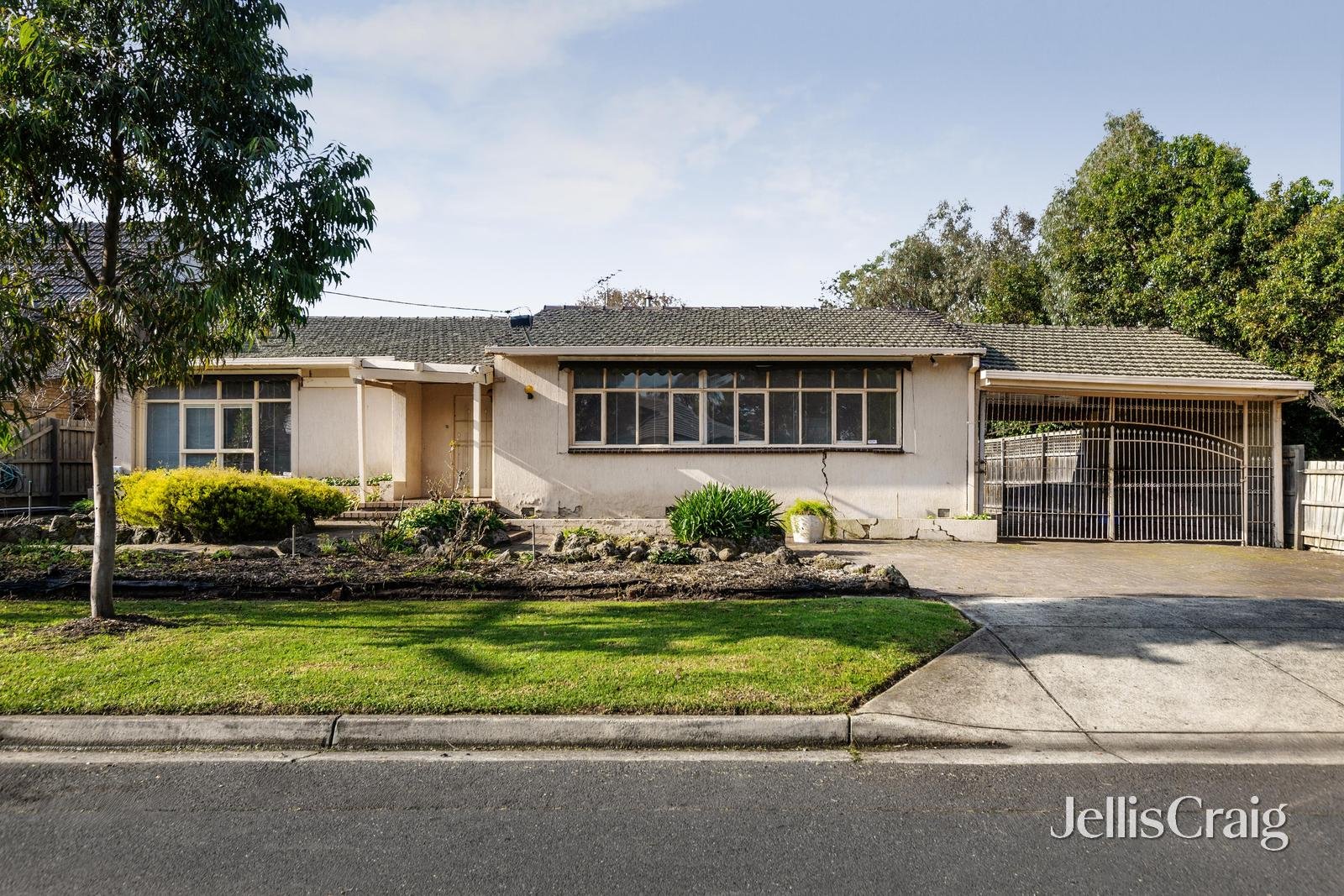 4 Brennan Street, Mckinnon image 2
