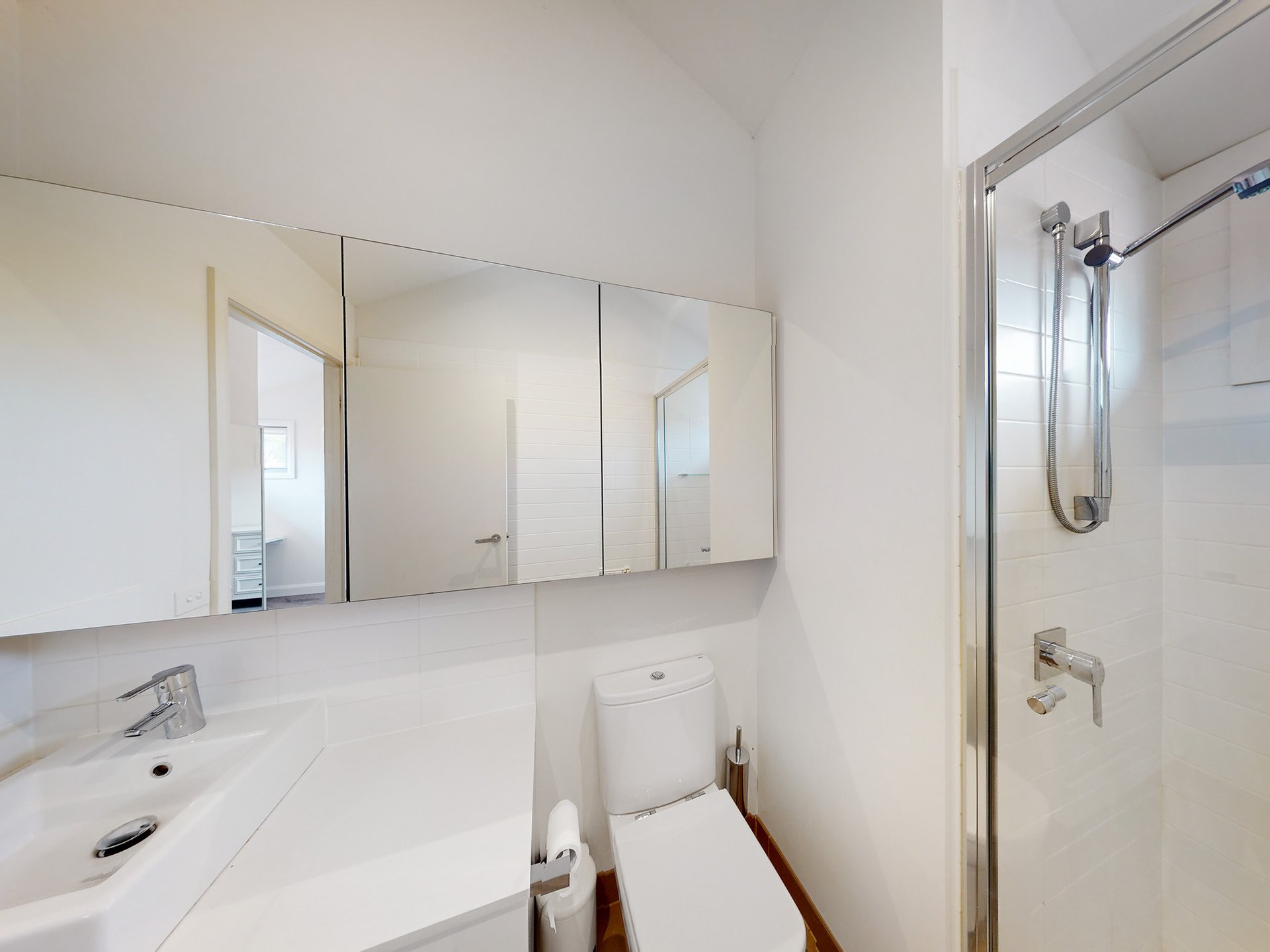 4 Brewster Street, Essendon image 11