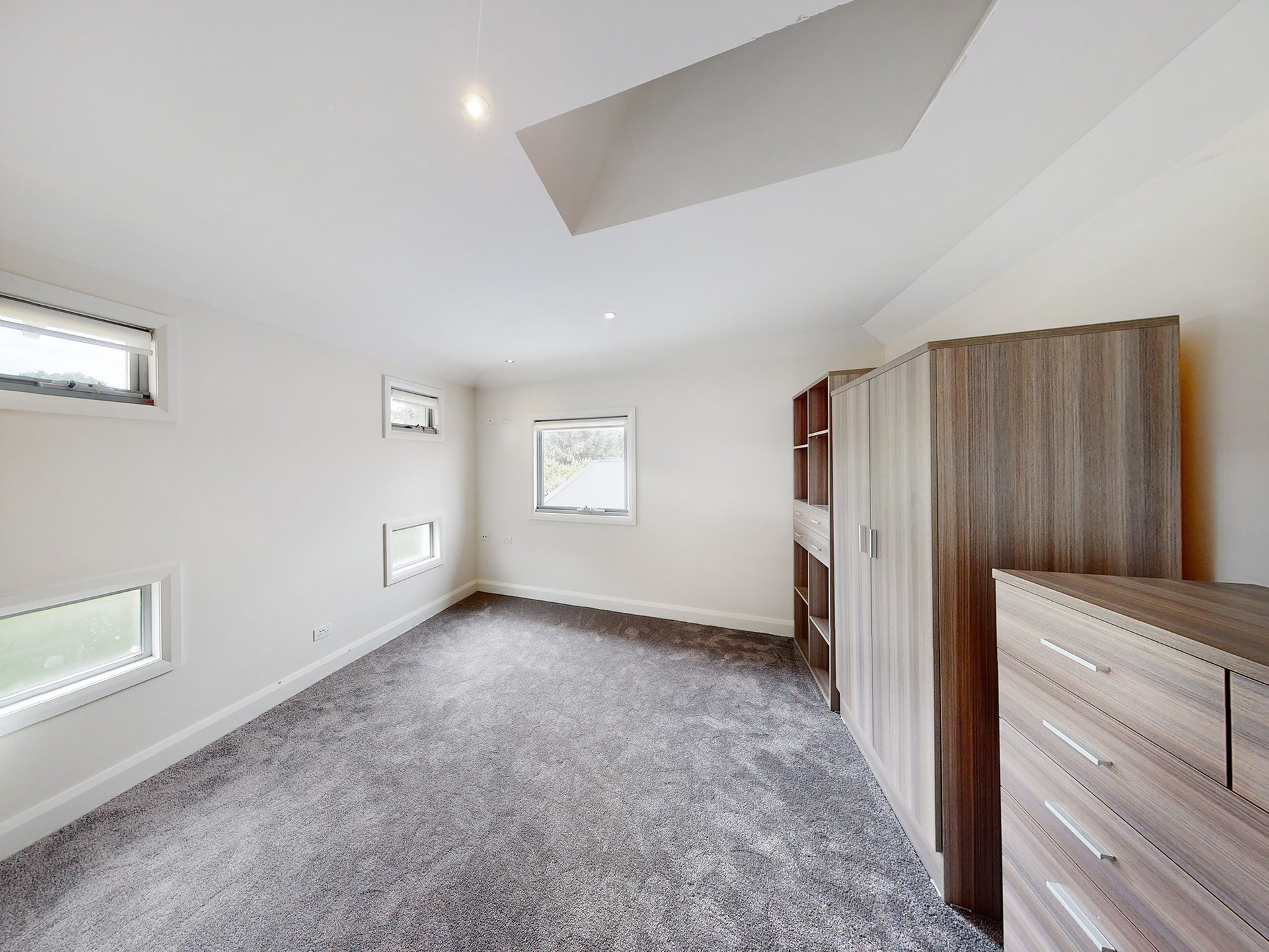4 Brewster Street, Essendon image 9
