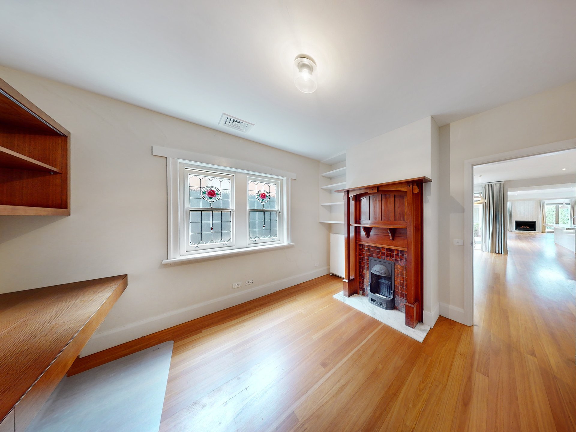 4 Brewster Street, Essendon image 2