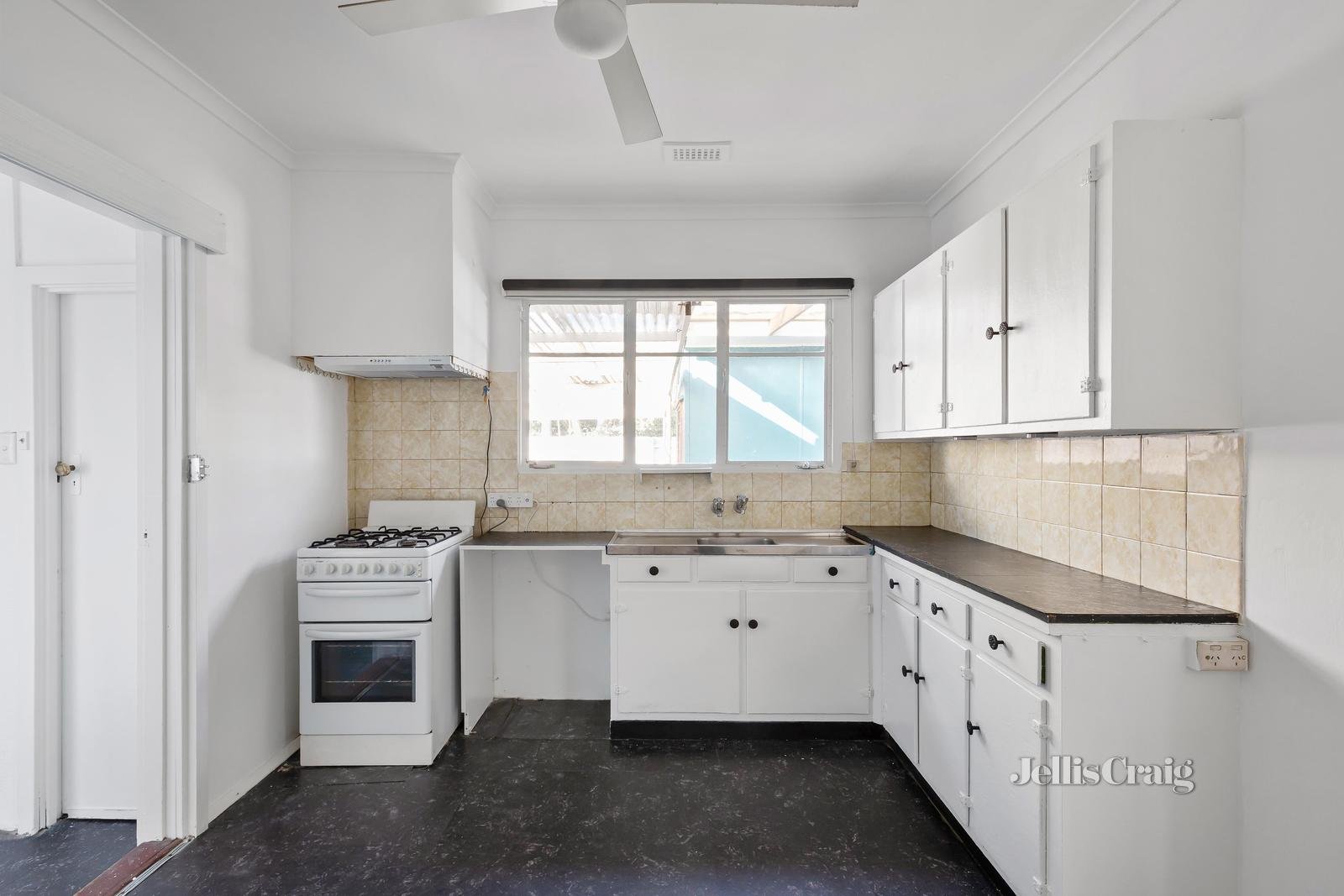 4 Bridgeford Court, Heidelberg West image 3