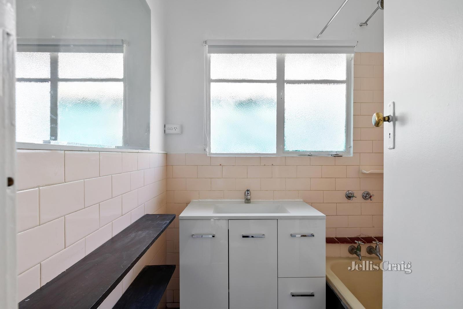 4 Bridgeford Court, Heidelberg West image 8