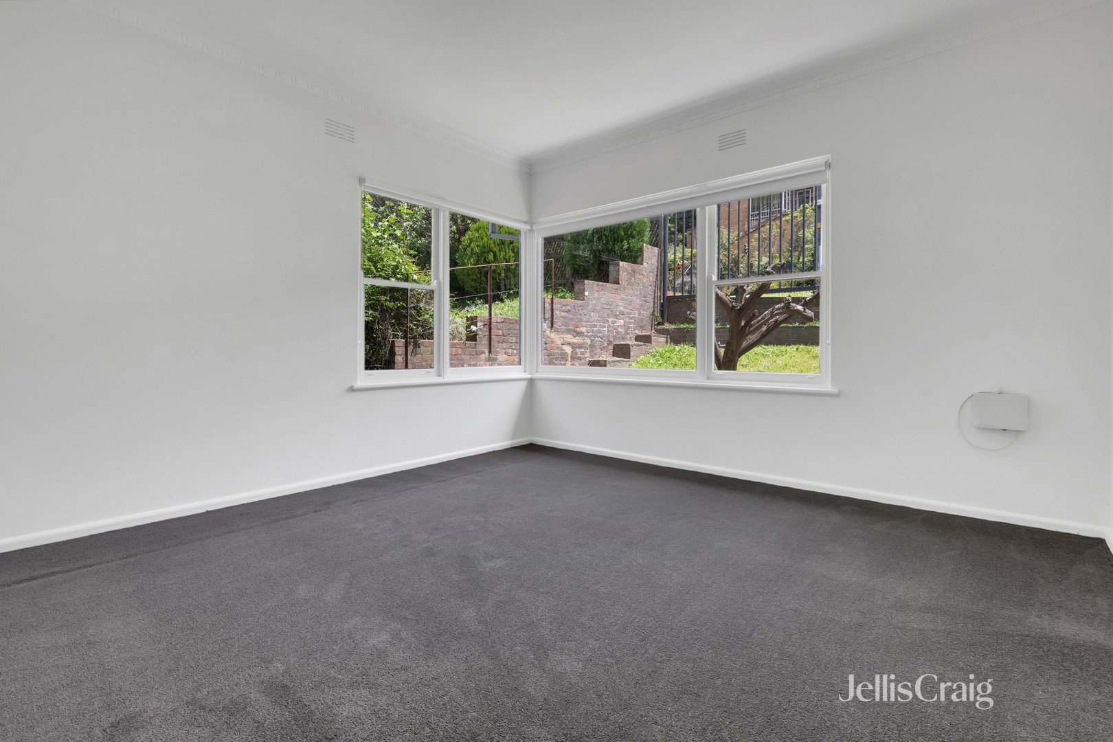 4 Brisbane Street, Strathmore image 4