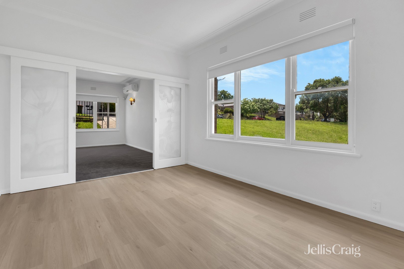 4 Brisbane Street, Strathmore image 1