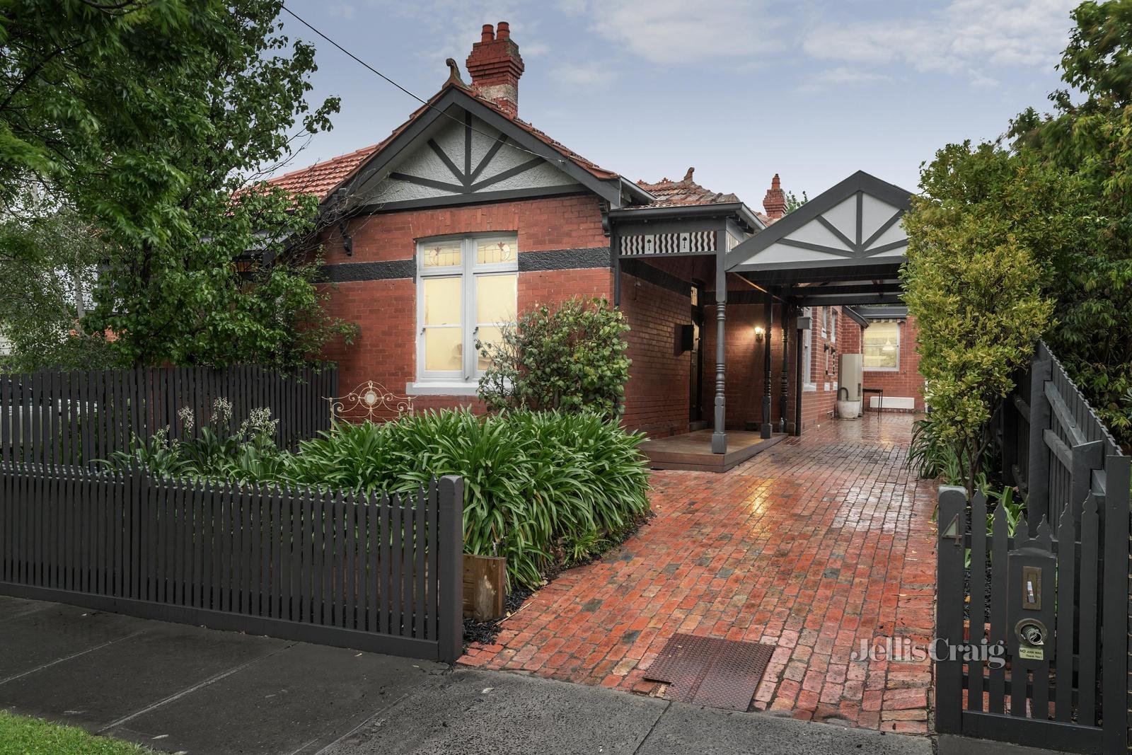 4 Brunel Street, Malvern East image 1