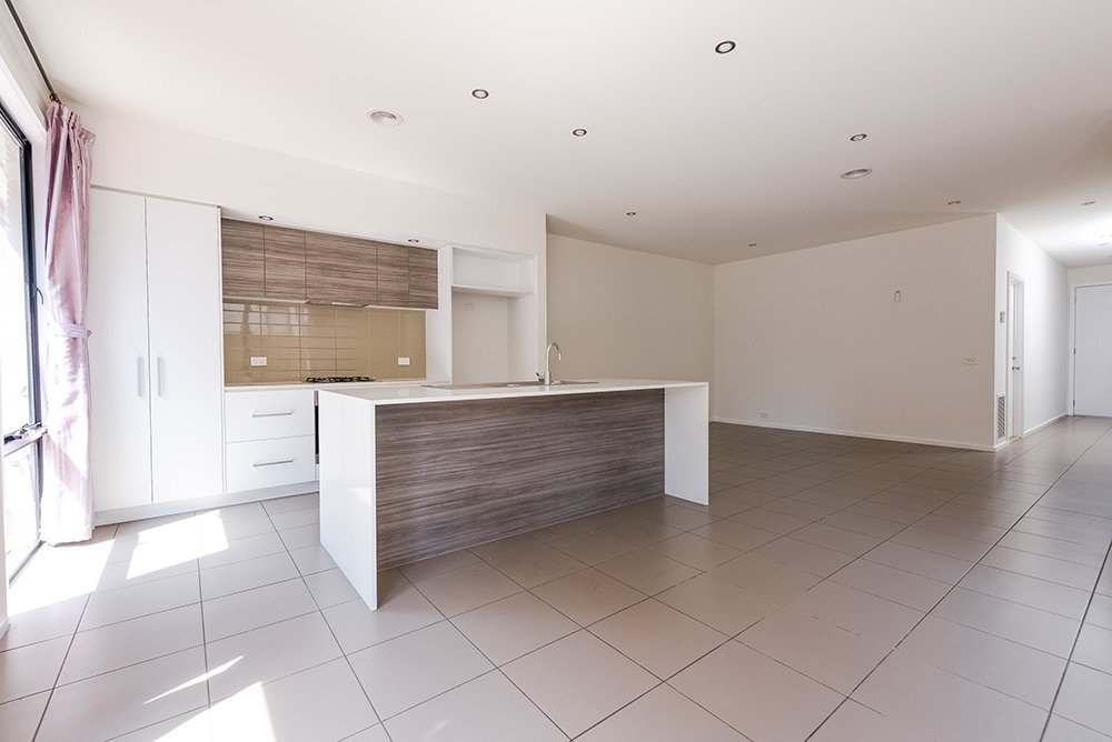 Property Gallery Thumbnail 3