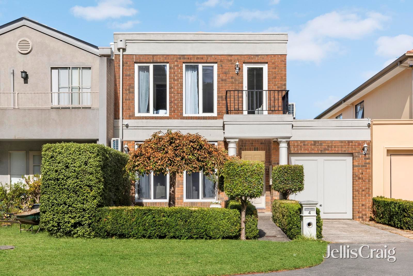 4 Callaghan Avenue, Glen&nbsp;Waverley image 1