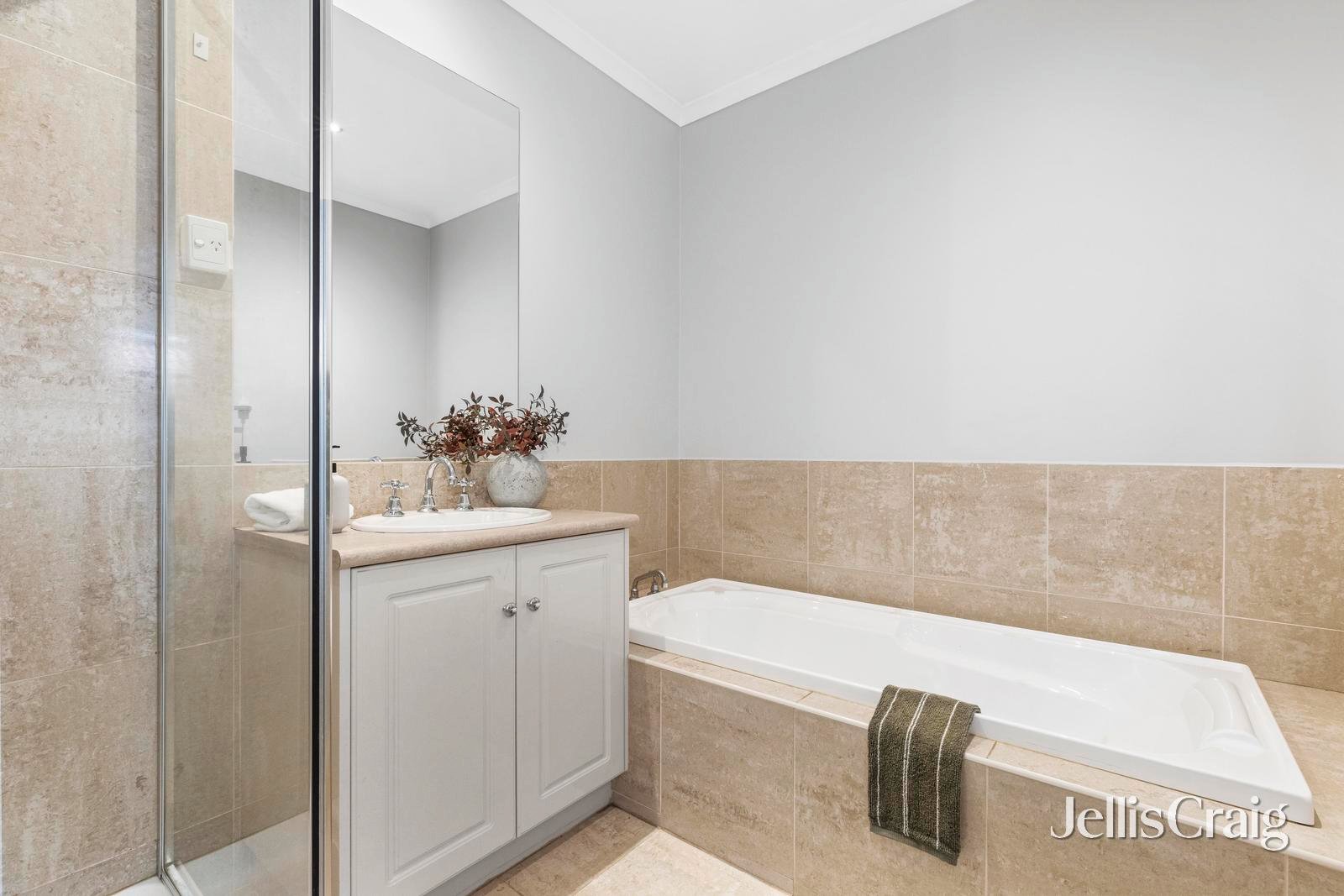 4 Callaghan Avenue, Glen&nbsp;Waverley image 10