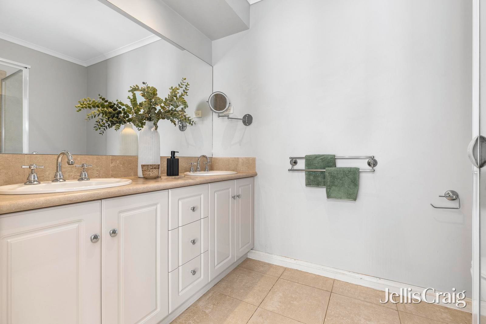 4 Callaghan Avenue, Glen&nbsp;Waverley image 12