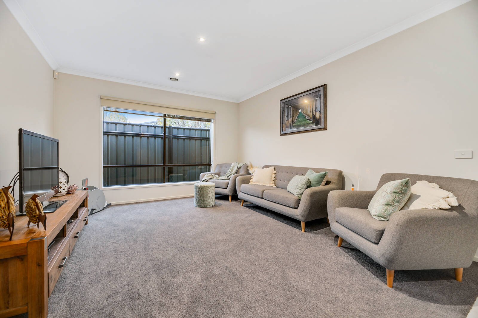4 Camolina Way Clyde North