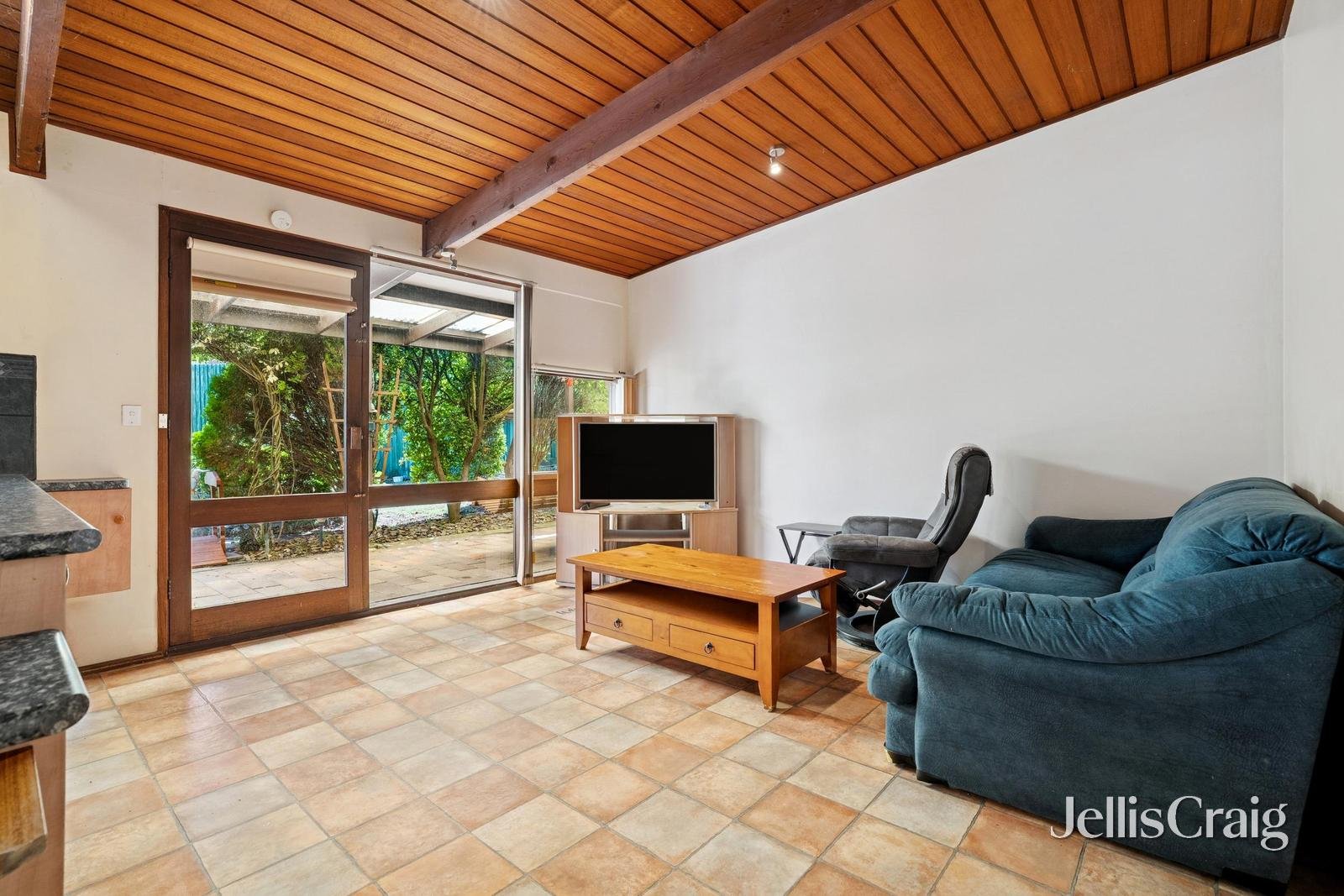 4 Caringal Avenue, Doncaster image 3