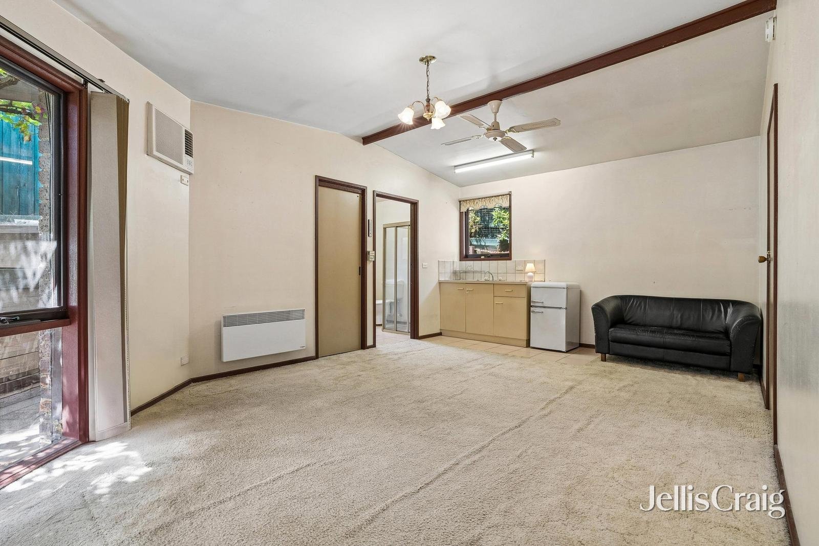 4 Caringal Avenue, Doncaster image 6