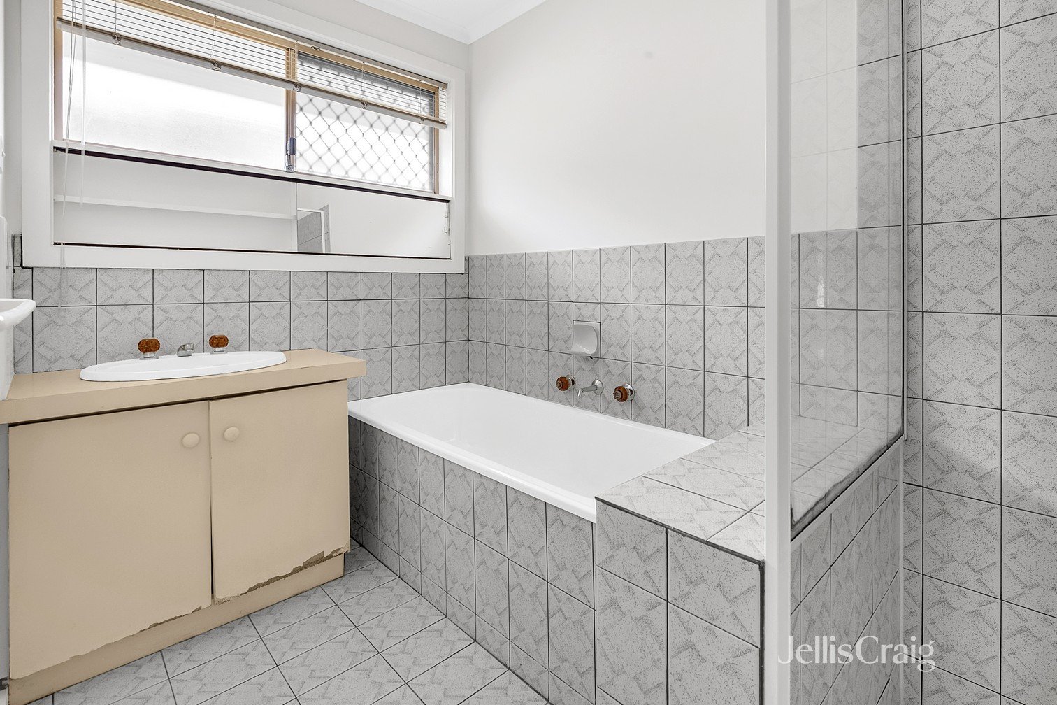 4 Carling Court, Altona&nbsp;Meadows image 13