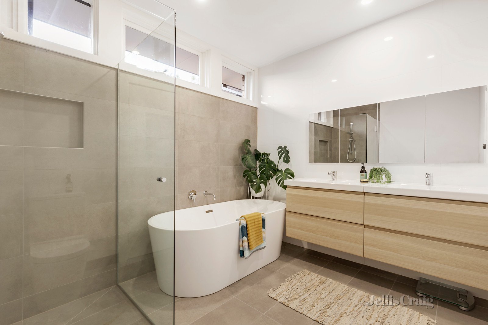 4 Carmel Court, Bentleigh East image 7