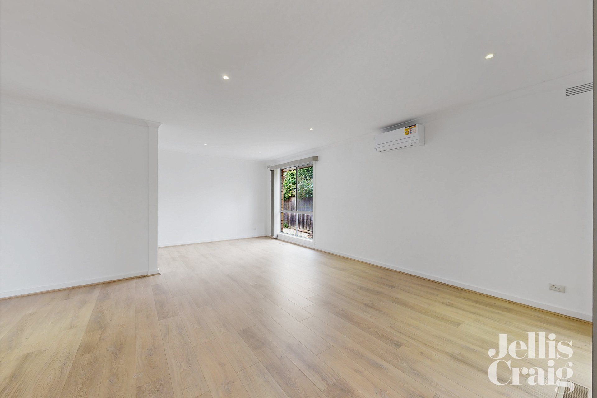 4 Carolyn Court, Keilor Park image 3