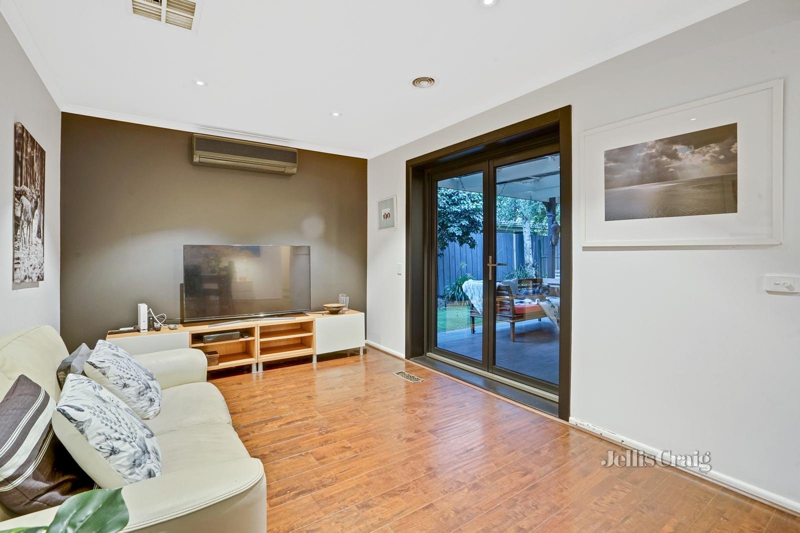 4 Chandler Road, Glen Waverley image 6