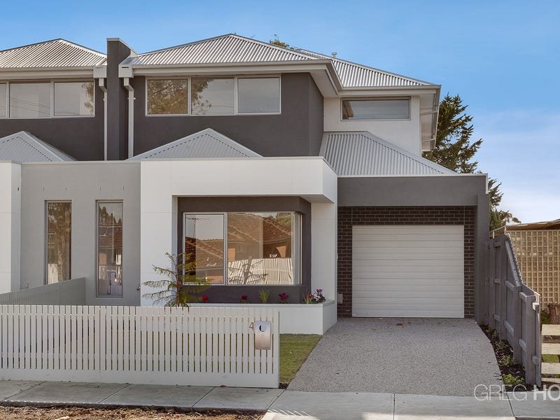 4 Charles Road, Altona image 1