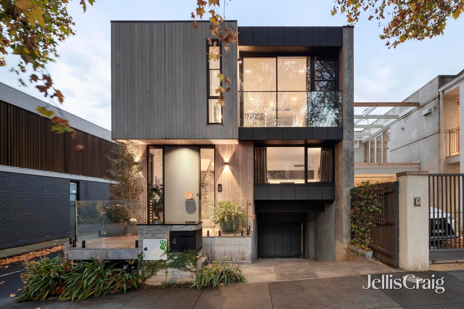 4 Chatsworth Road, Prahran image 1