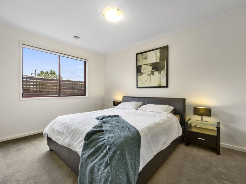 4 Cherrytree Lane, Box Hill South image 5