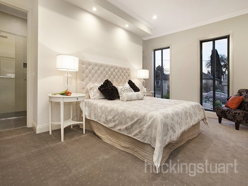 4 Chessell Street, Mont Albert North image 7