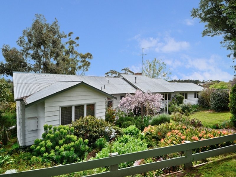 4 Chesterfield Court, Newtown image 9