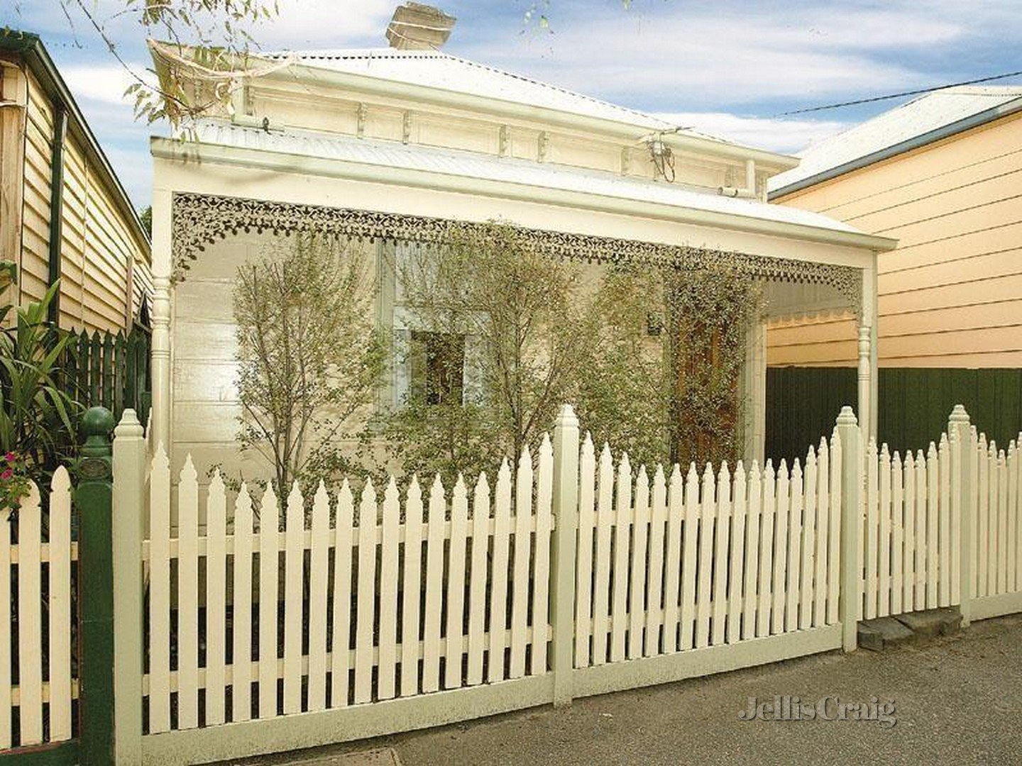 4 Cliff Street, Brunswick image 5