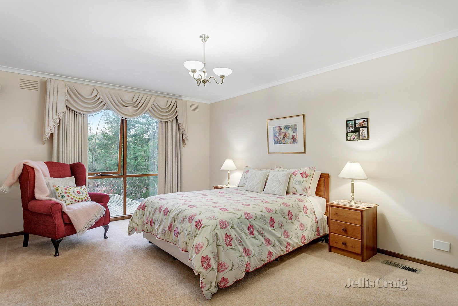 4 Clontarf Crescent, Templestowe image 7