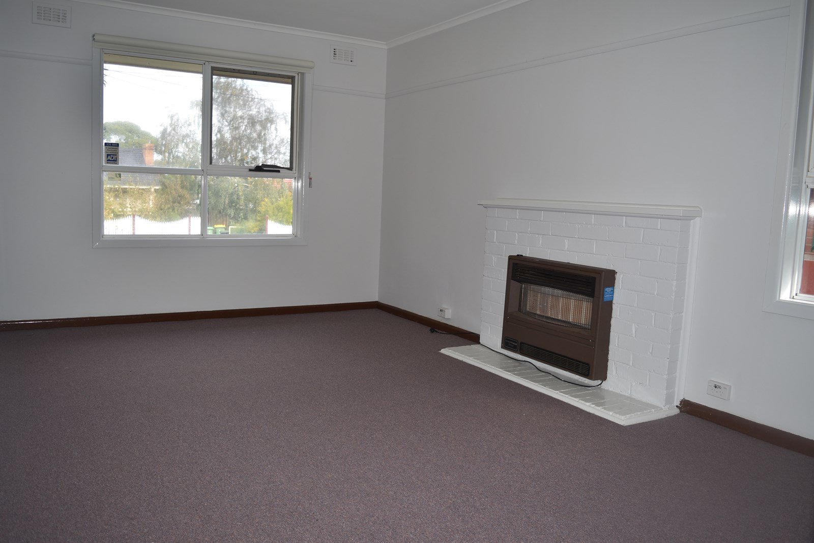 4 Collins Street, Heidelberg Heights image 5