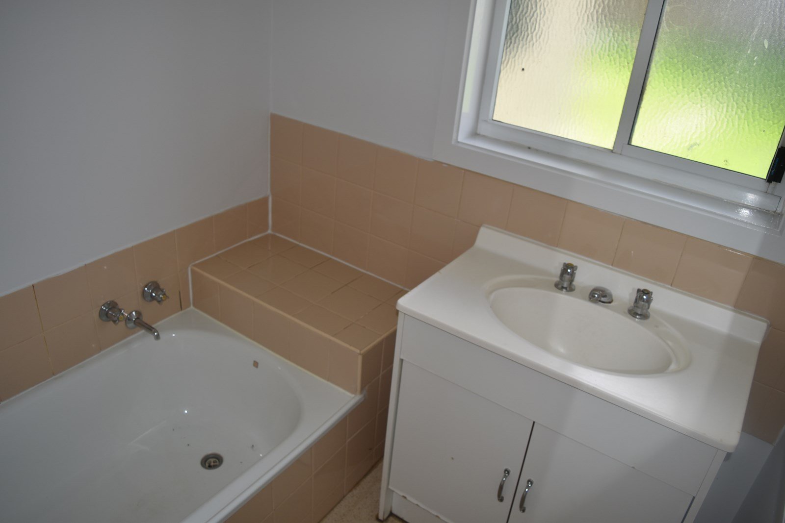 4 Collins Street, Heidelberg Heights image 9