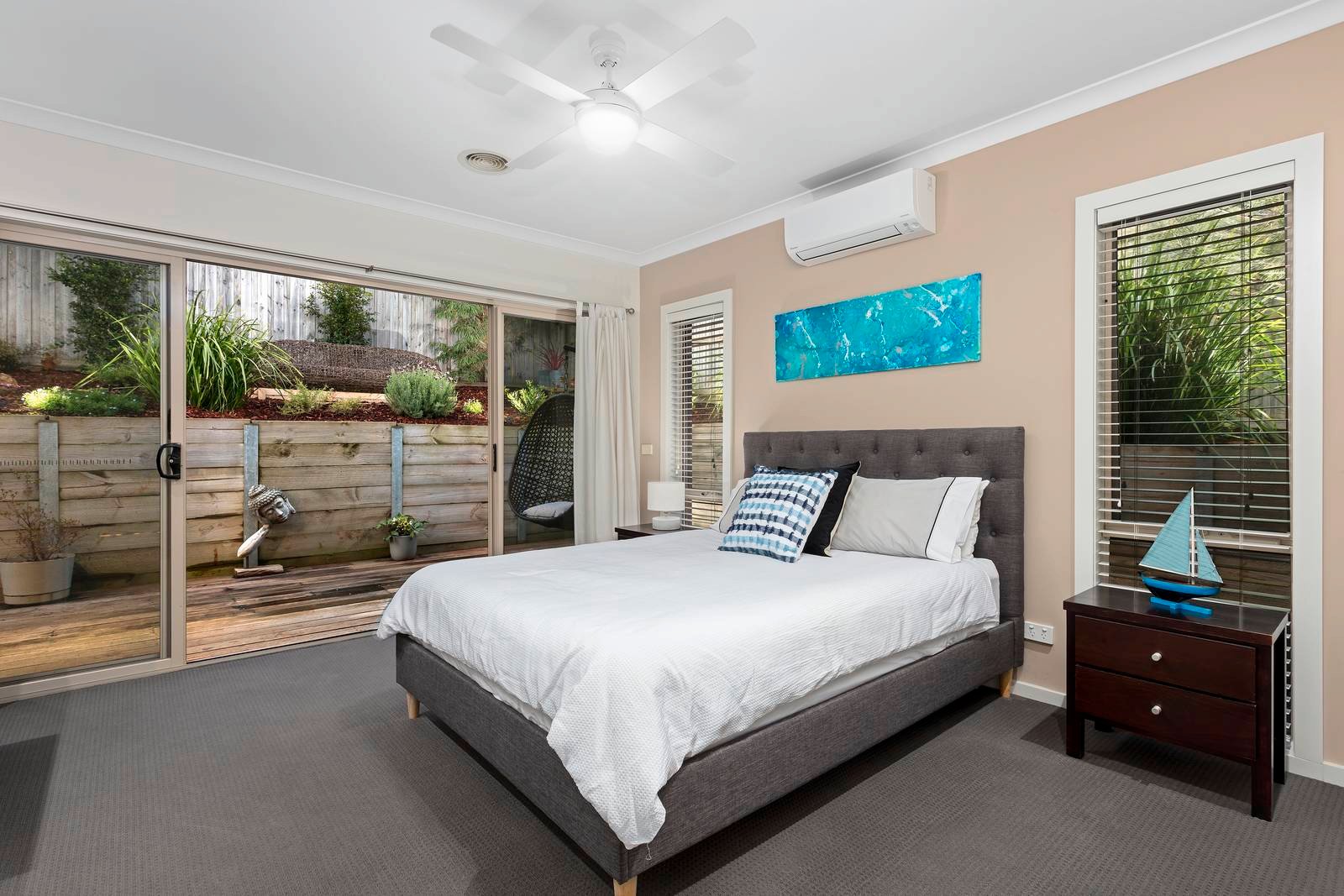 Property Gallery Thumbnail 8