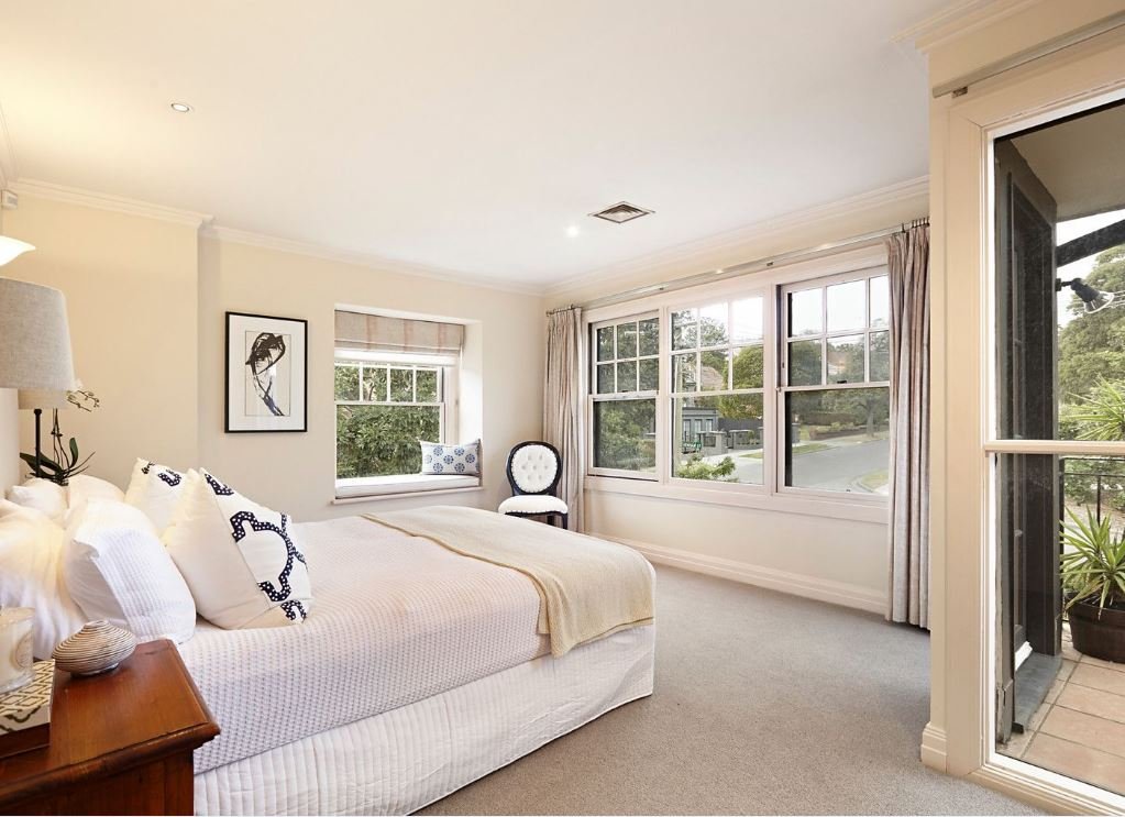 Property Gallery Thumbnail 8