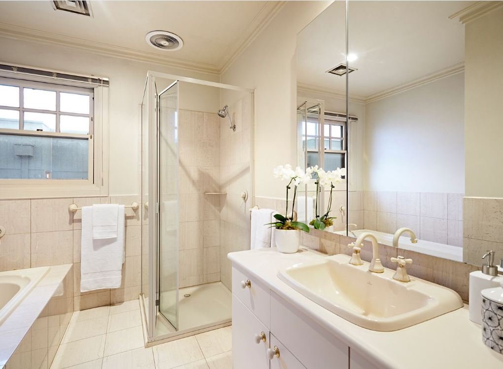 Property Gallery Thumbnail 11