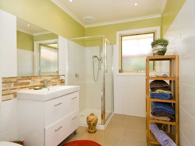 4 Cooma Court, North Geelong image 6