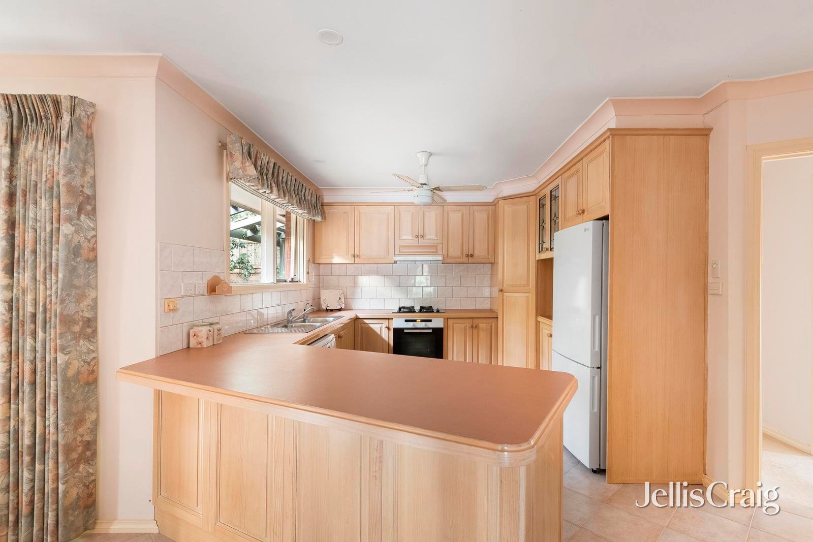 4 Corbie Way, Yallambie image 3