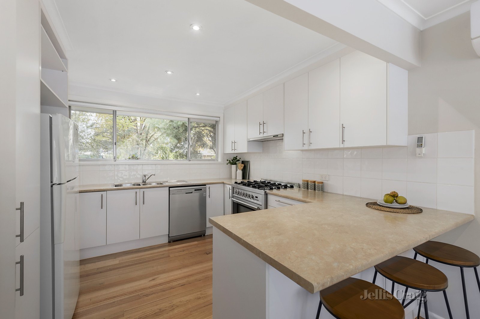 4 Cottrell Court, Nunawading image 3