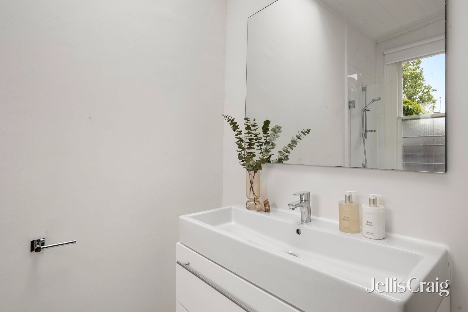 4 Cowderoy Street, St Kilda West image 21