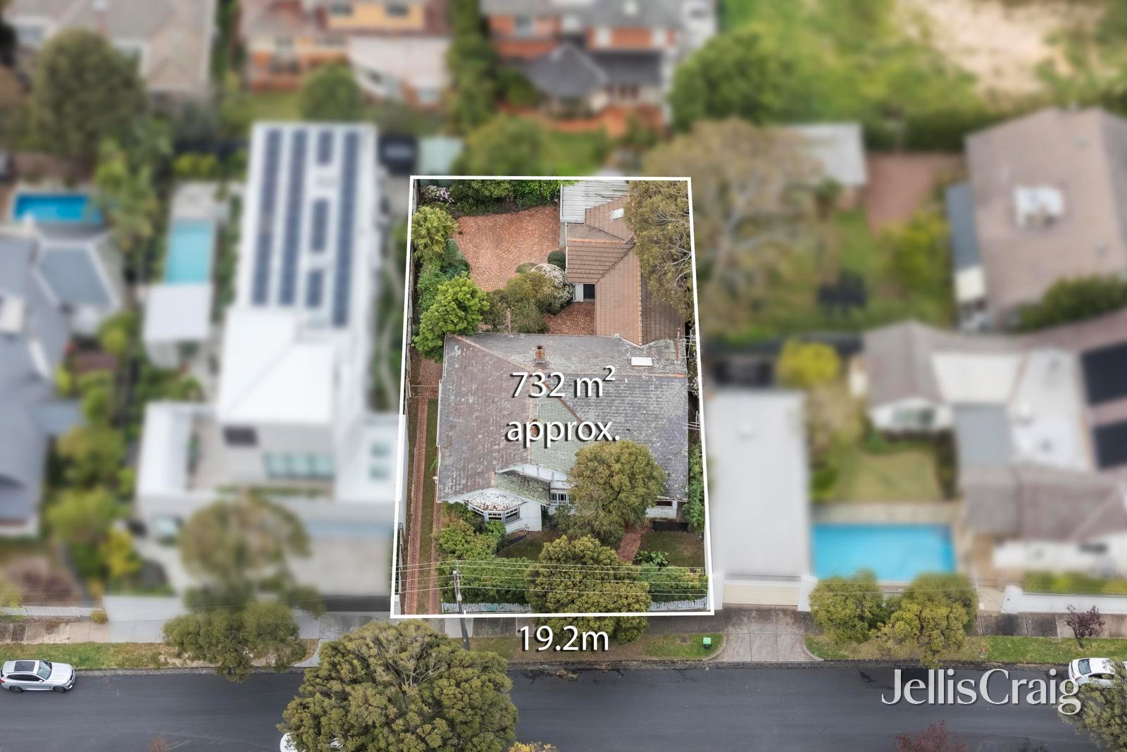 4 Cradley Avenue, Kew image 1