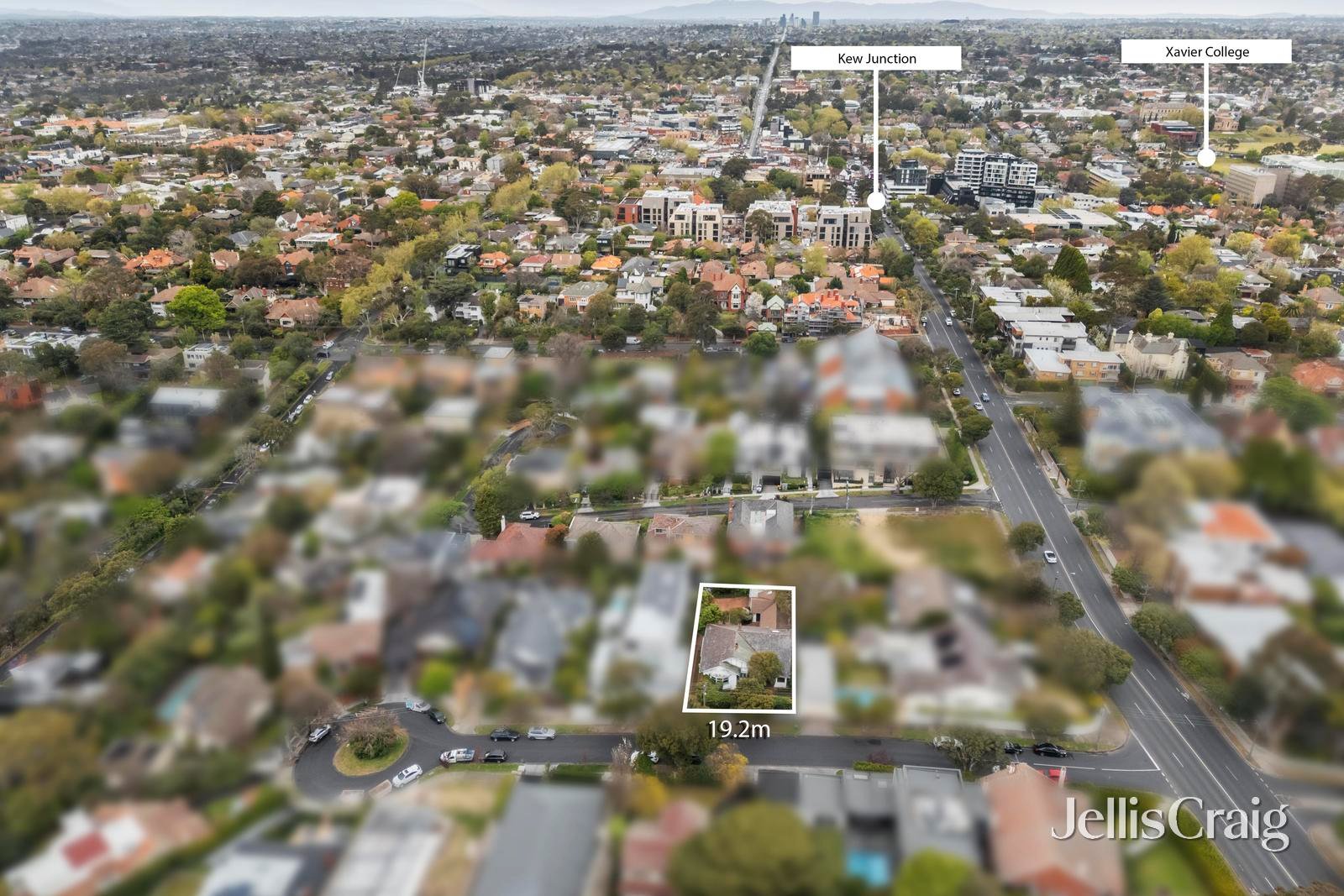 4 Cradley Avenue, Kew image 10