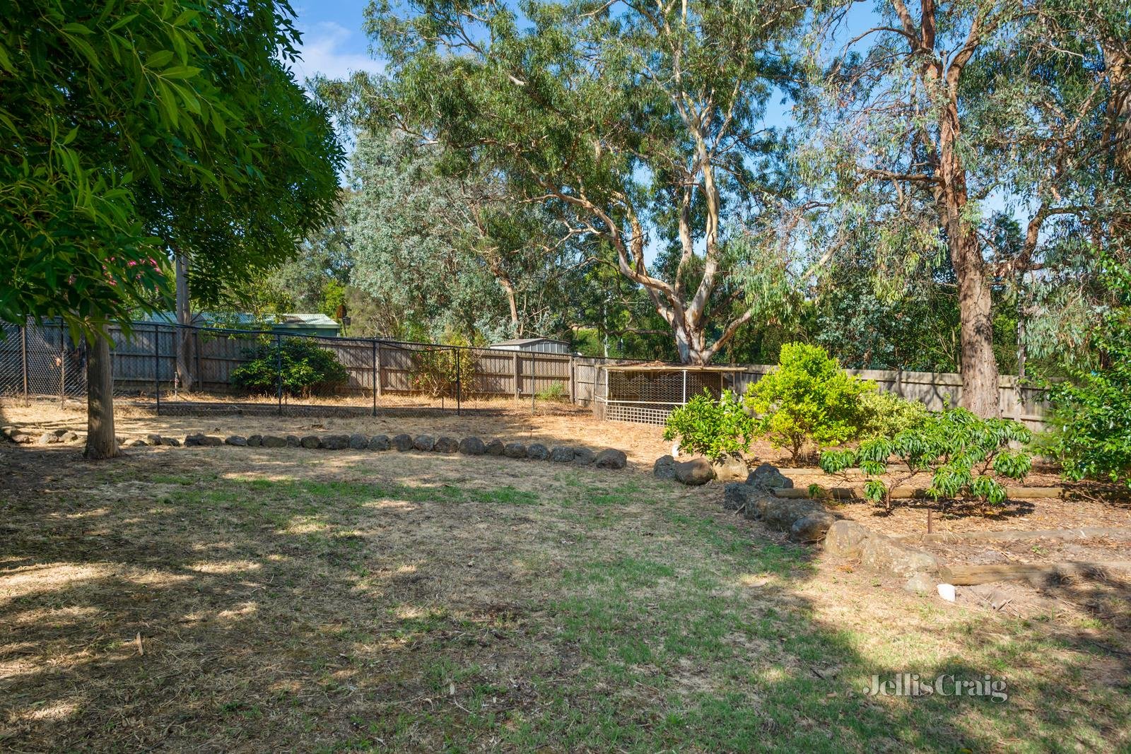 4 Cresthaven Court, Donvale image 4