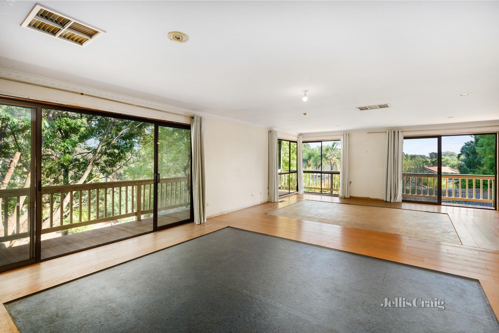 4 Cresthaven Court, Donvale image 6