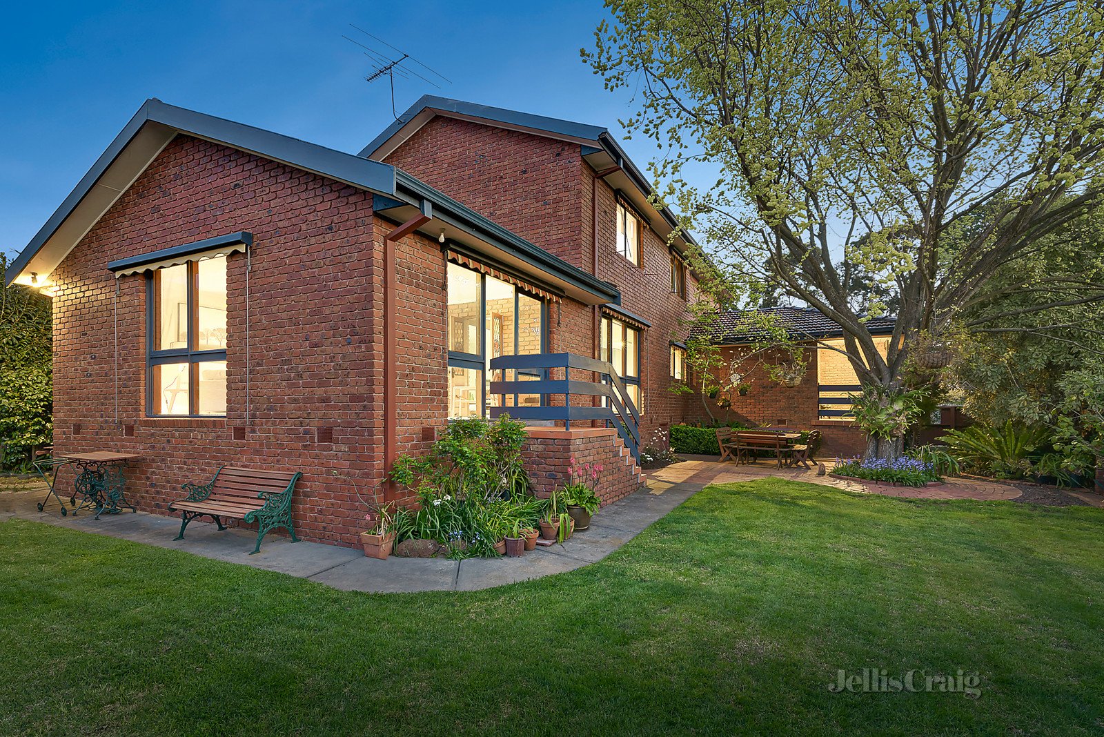 4 Cricklewood Drive, Templestowe image 8