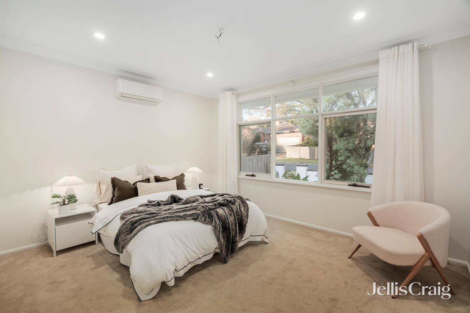 4 Crimson Avenue, Blackburn South image 7