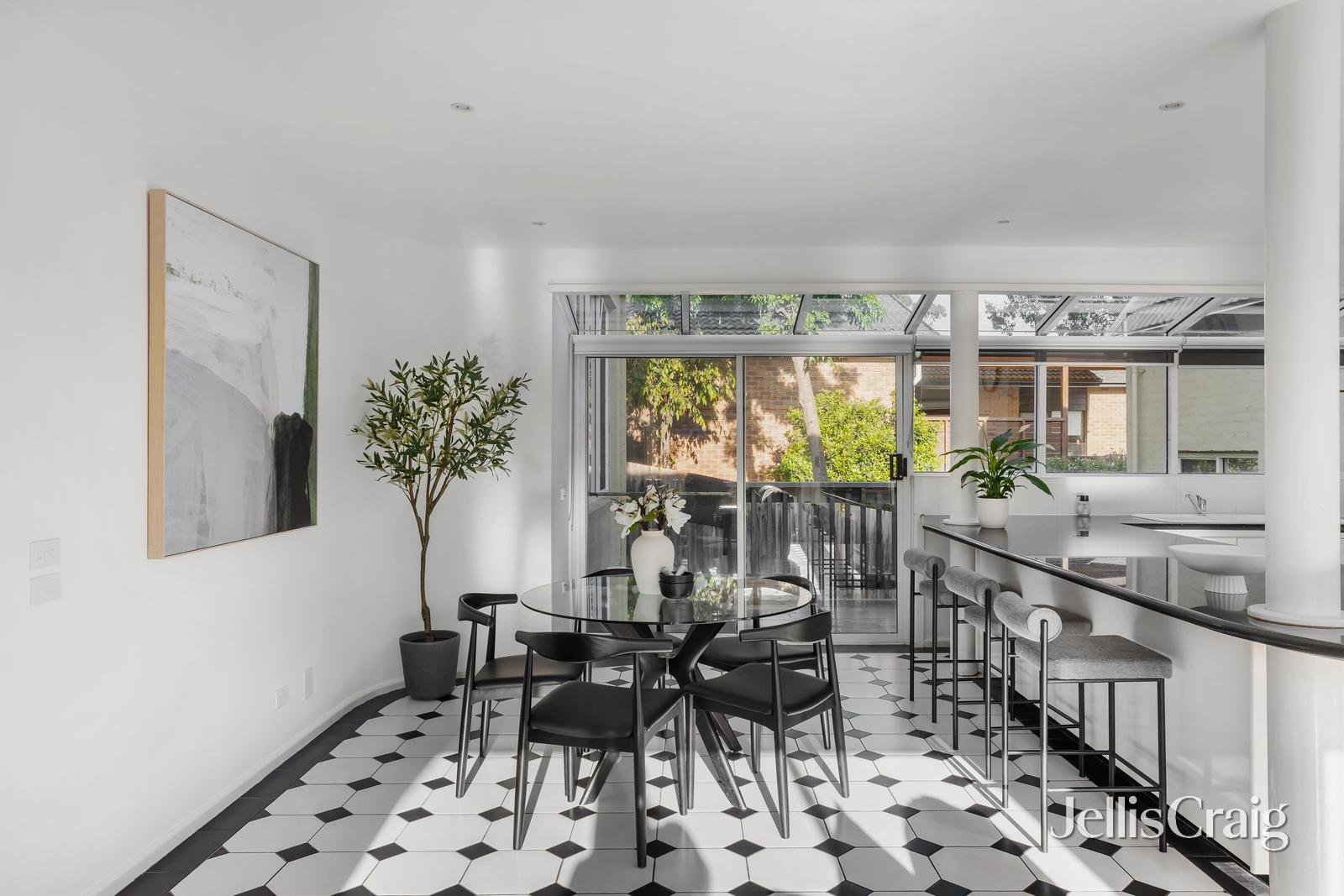 4 Crowe Court, Eltham image 6