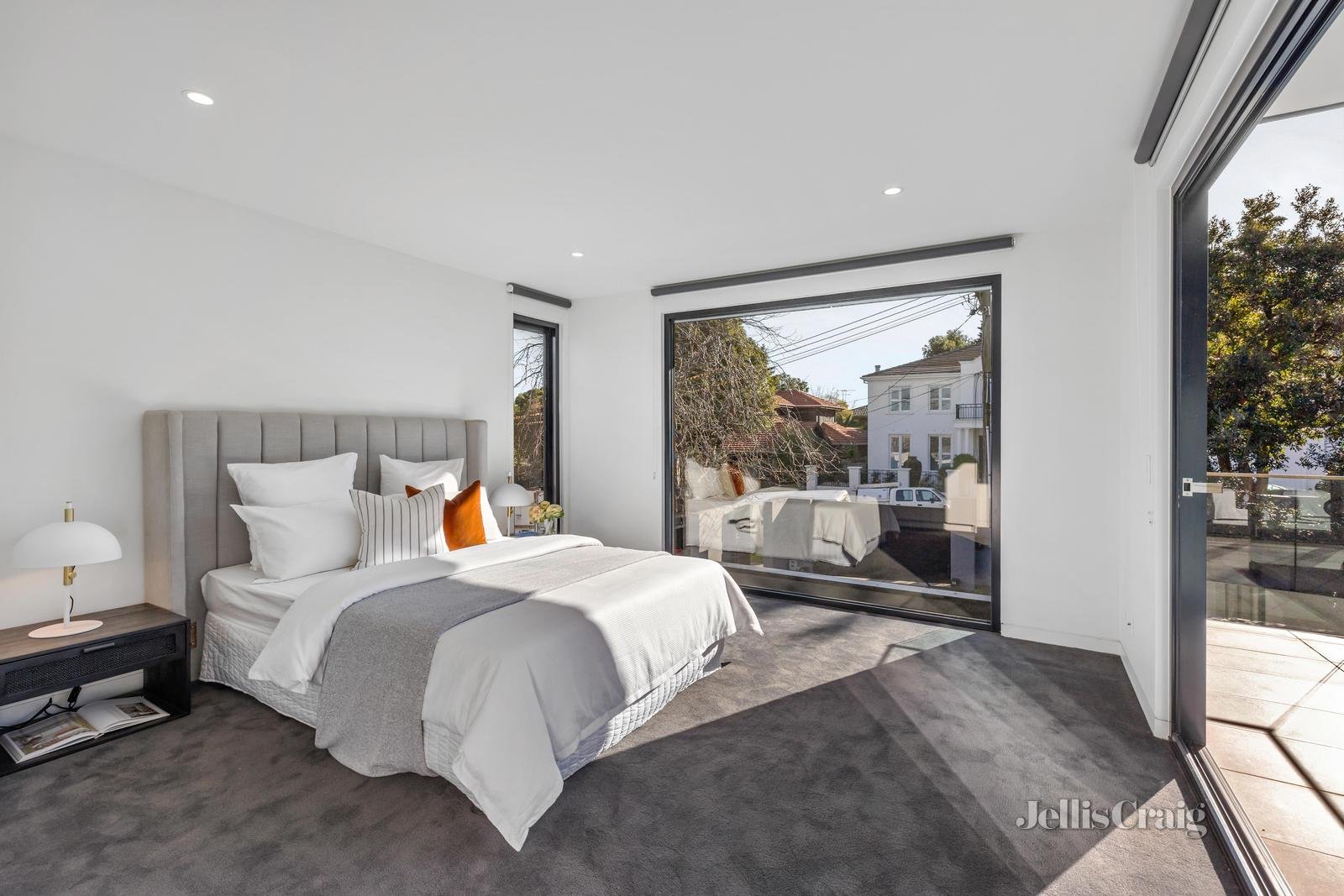 4 Crown Avenue, Camberwell image 13