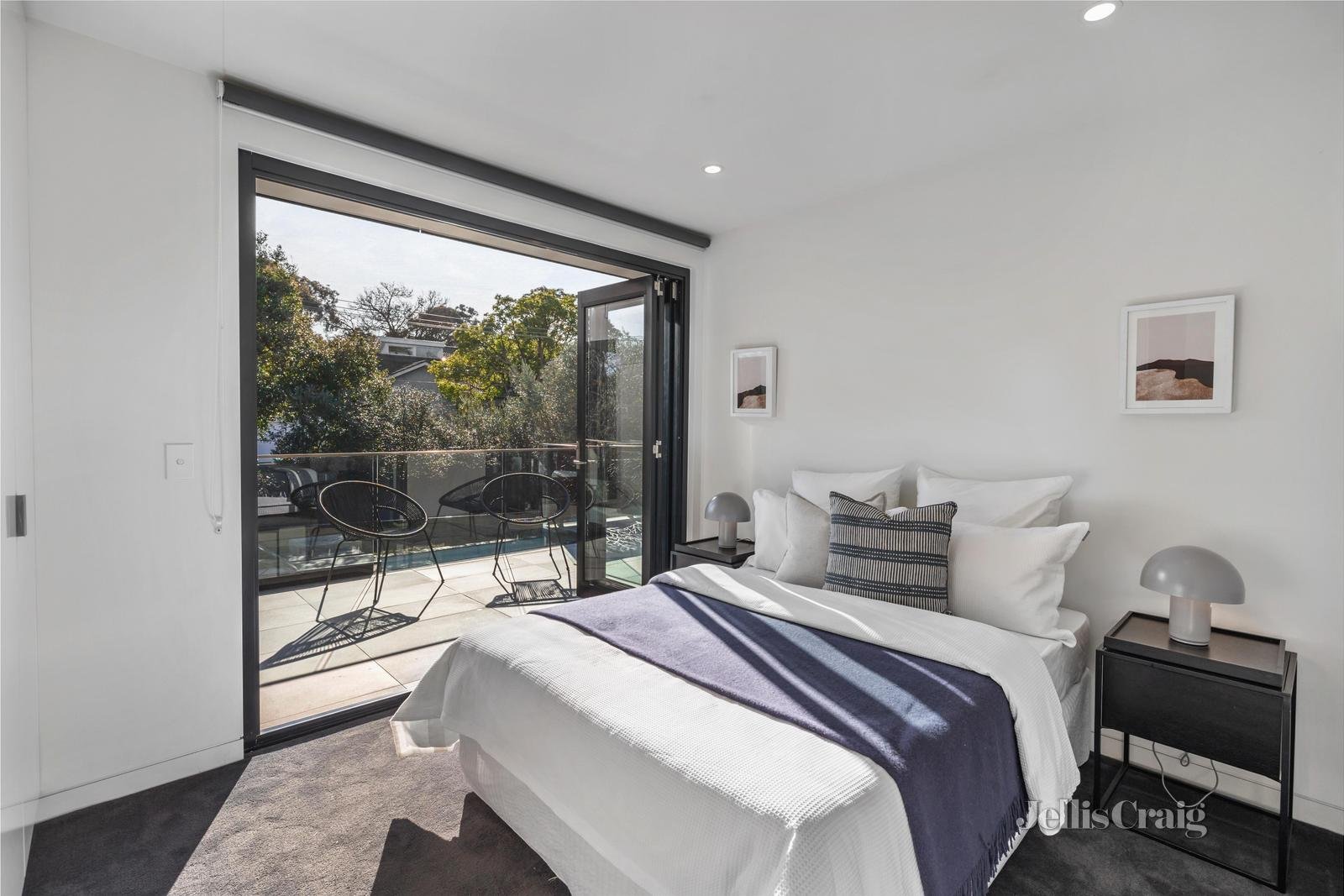 4 Crown Avenue, Camberwell image 15