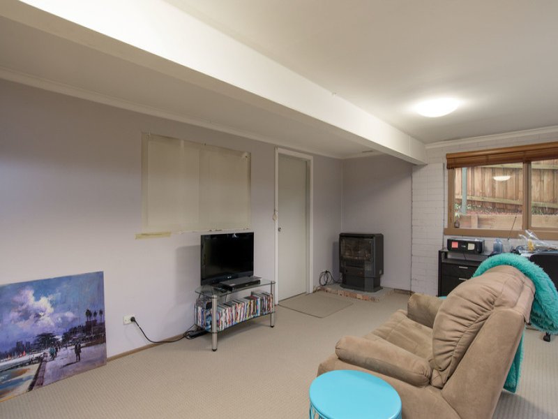 4 Crown Point, Chirnside Park image 8