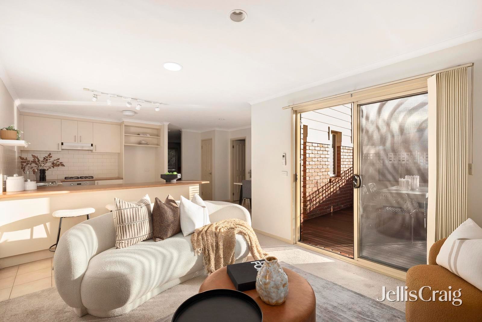 4 Cuffe Walk, Kensington image 3