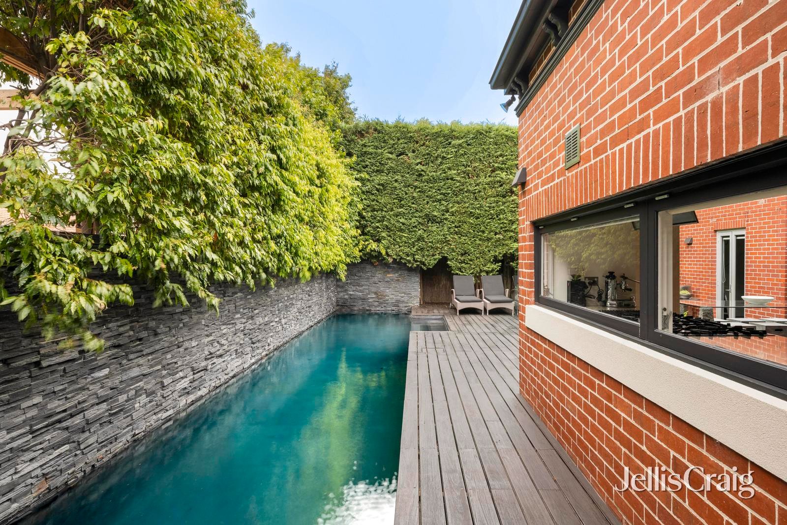 4 Daley Street, Elwood image 8