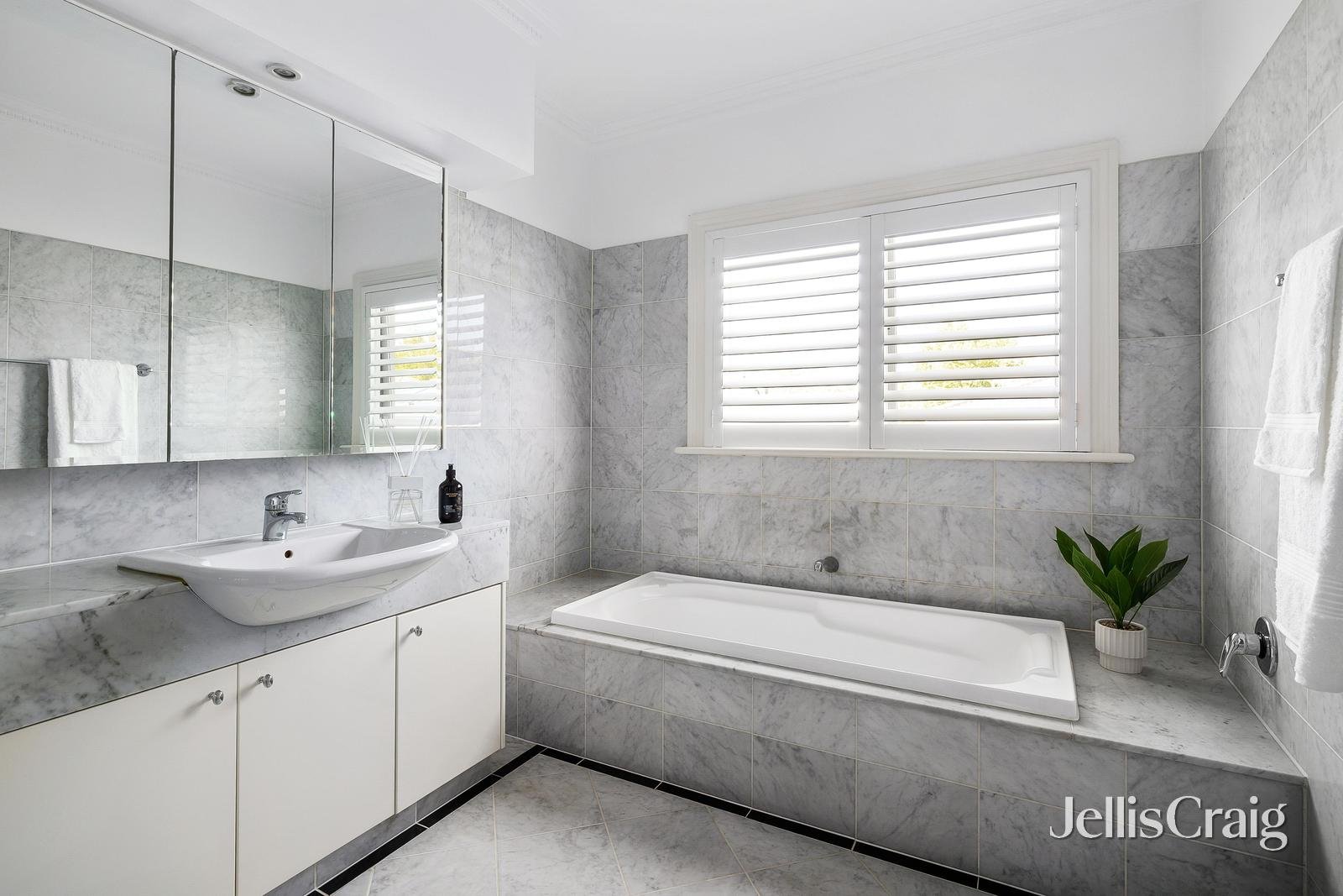 4 Dalny Street, Malvern image 12