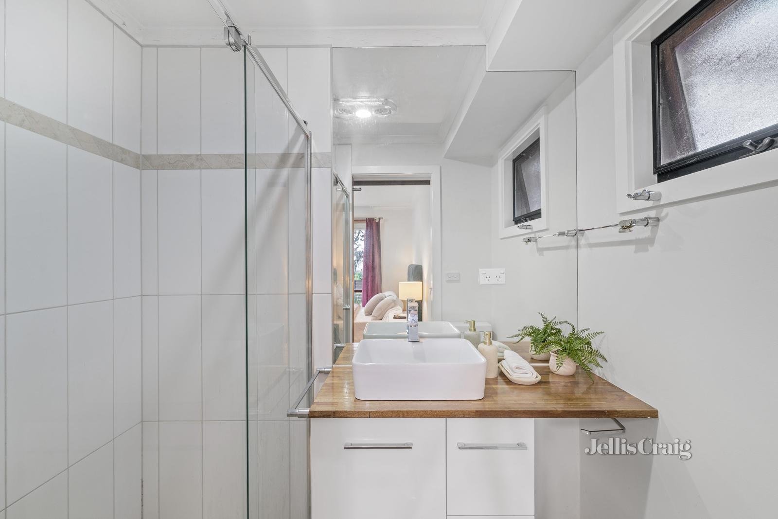 4 Darling Court, Hampton Park image 7